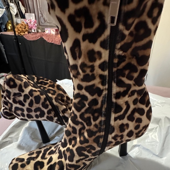 Steve Madden Leopard Print Heeled Ankle Boots Women’s 7.5 New No Box - Picture 2 of 8